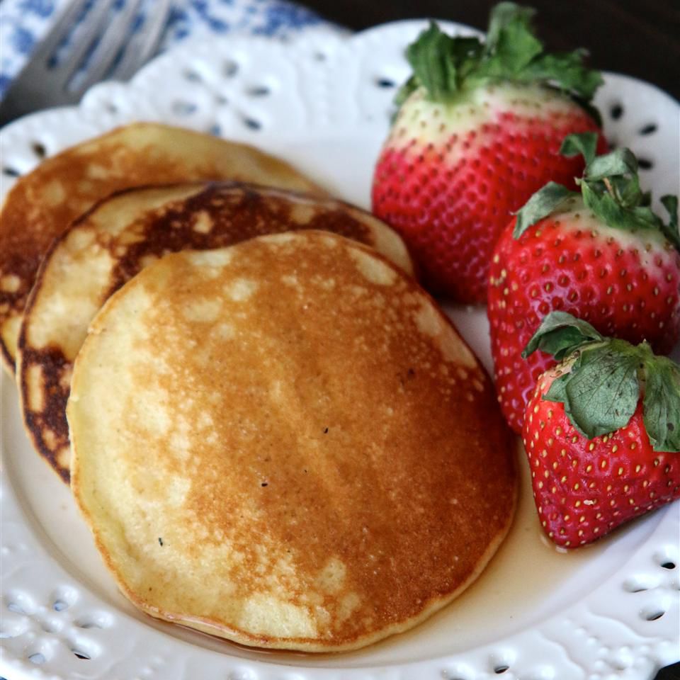 Quick Almond Flour Pancakes