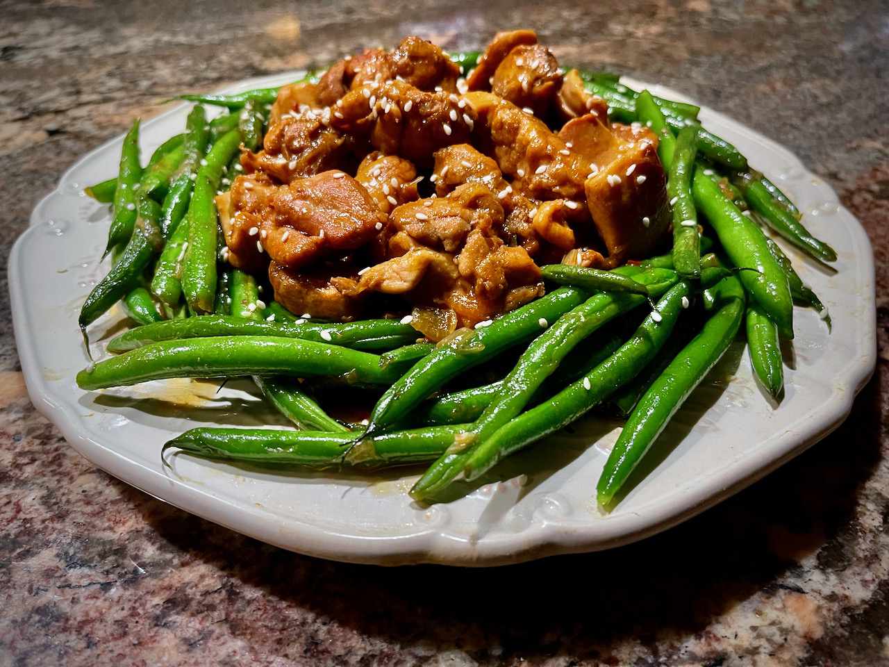 1670955413One-Pan20Green20Beans20and20Chicken20Thighs.jpeg